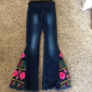 Judith March flower detailed flare jeans